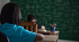 Seguros Venezuela refuerza la protección para estudiantes en todo el país